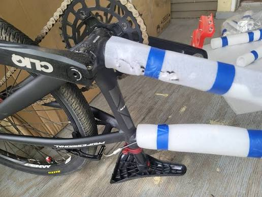 Scratches on the frame near the crank of an e-bike